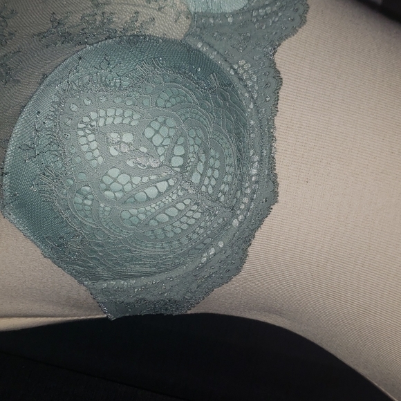 Victoria's Secret 34DD Dream Angels Demi Bra Lace High Neckline Teal EUC - Picture 3 of 11